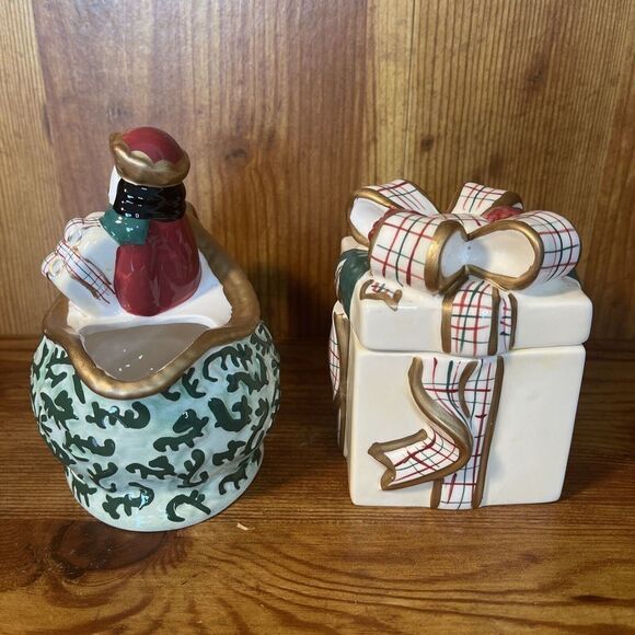 Avon 2001 Gift Collection St Nicholas Sugar and Creamer Christmas Set In Box - Picture 4 of 7